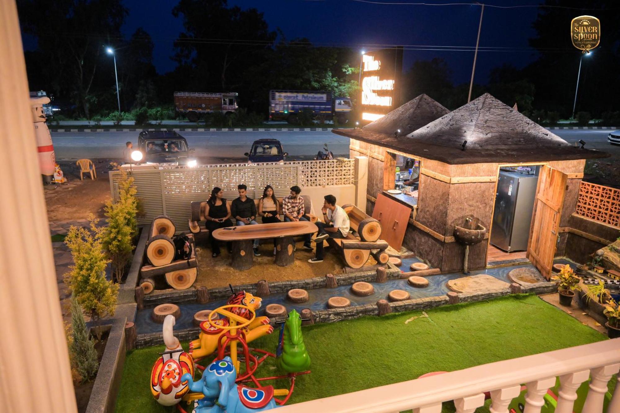 The Silver Spoon Hotel & Restaurant Bundi Luaran gambar